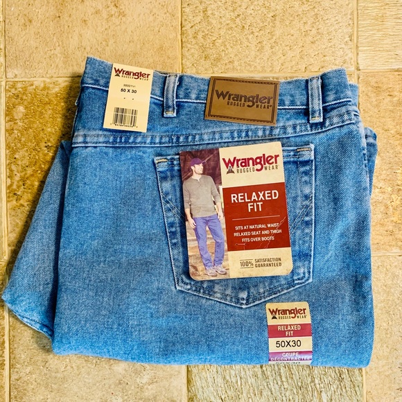 NWT Wrangler Relaxed Fit Rugged Wear 50 x 30 Jeans - Main Image